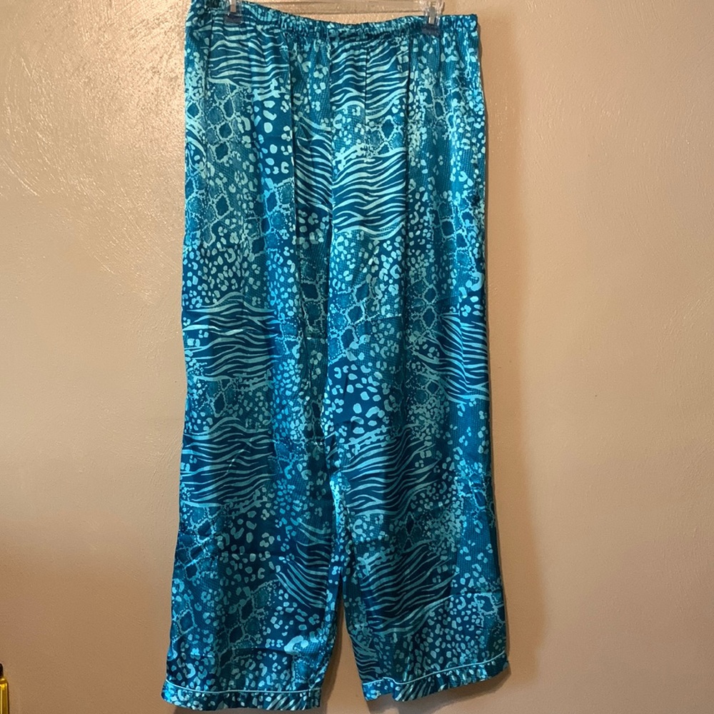 Jaclyn Smith size 2X Turquoise Patterned Lounge/Sleepwear pajamas
